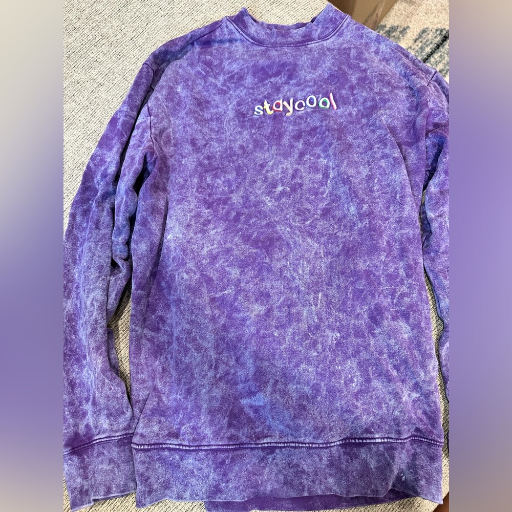 Stay cool purple acid wash sweatshirt